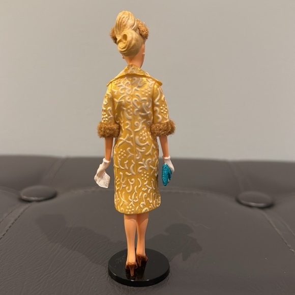 Hallmark | Barbie Keepsake Series Edition Ornament - 2006 - Picture 3 of 10